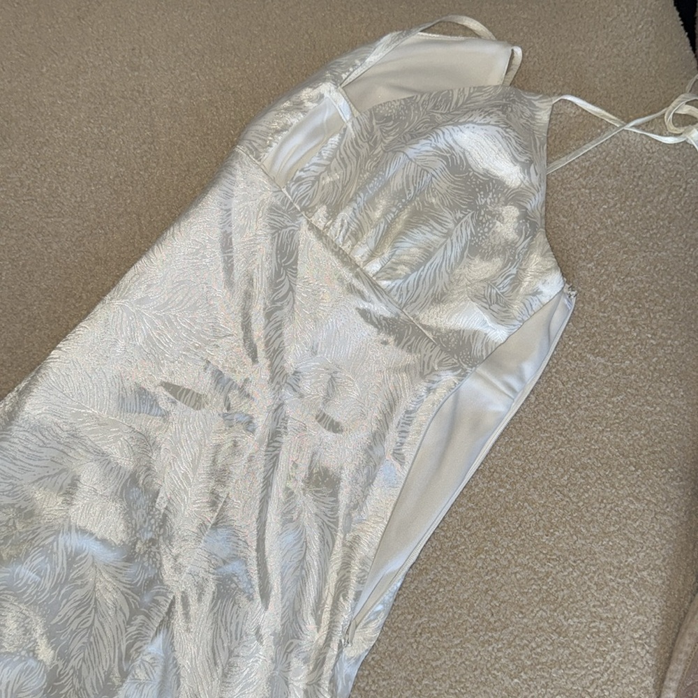 Lulues White Dress